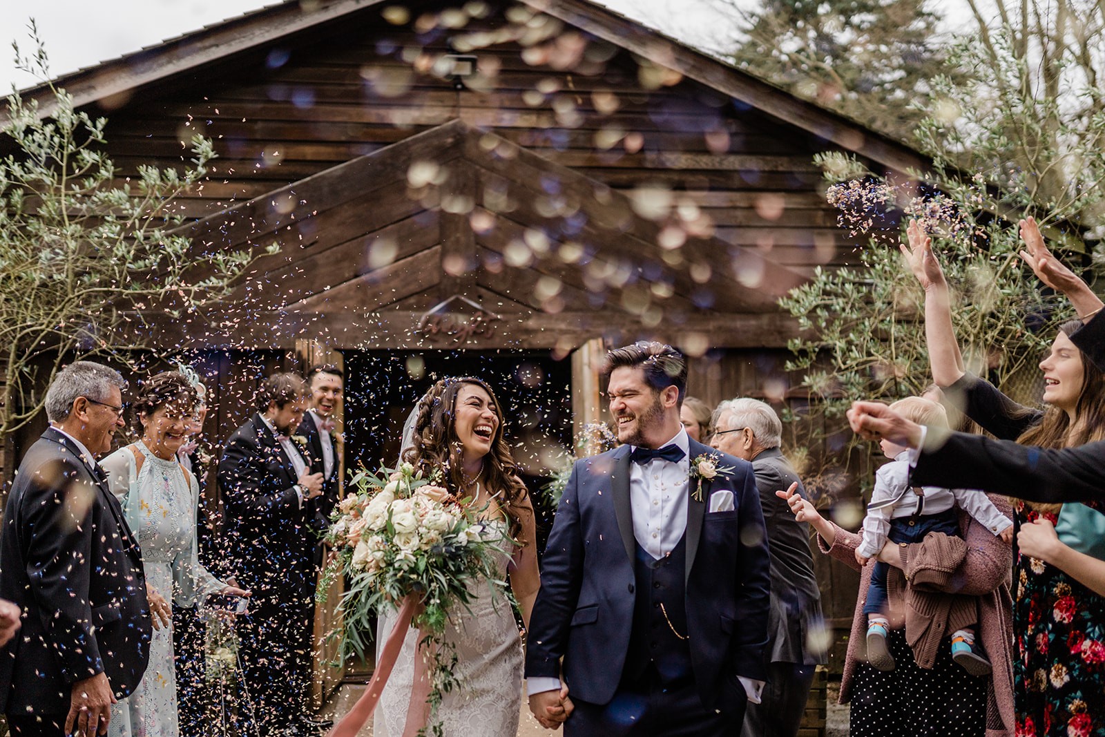 confetti-wedding-image