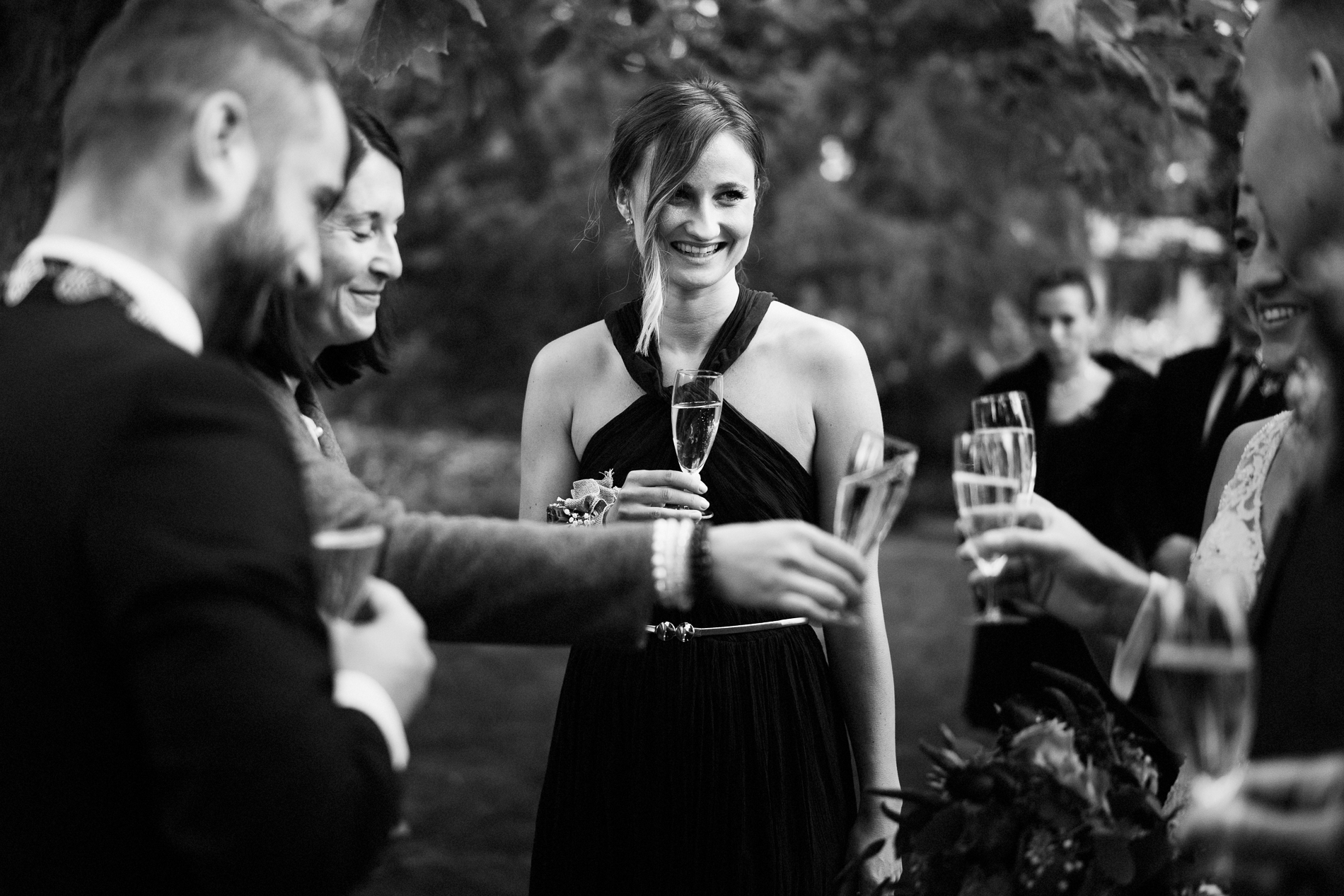 how-to-choose-your-wedding-drink-for-guests